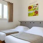 Vasca D'oro מלון דירות 3*