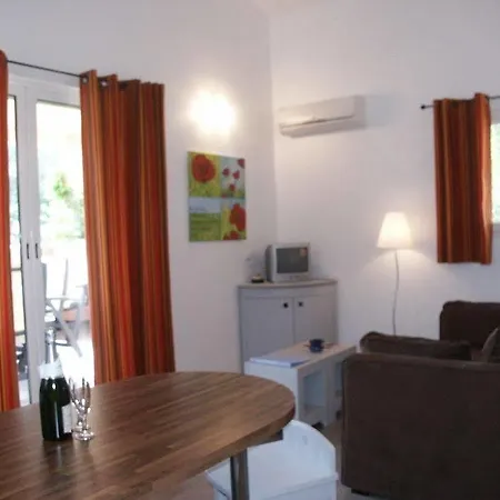شقة فندقية Vasca D'oro 3*