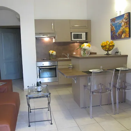 شقة فندقية Vasca D'oro 3*